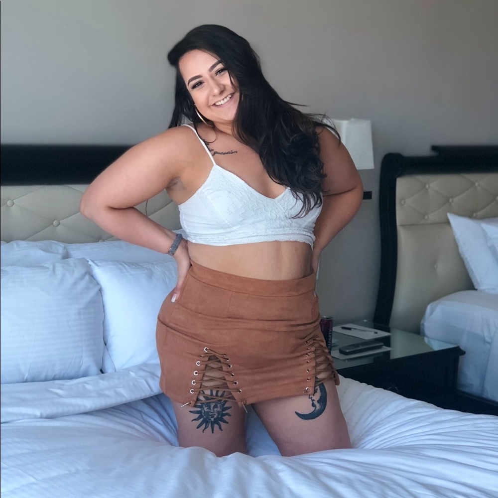 Meet your Posher, Faith